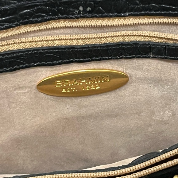 Brahmin Asher Melbourne Medium Black Anywhere Tote Handbag Purse Gold Tone - Picture 10 of 10